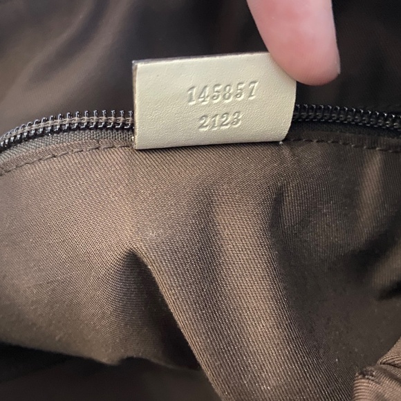 Gucci GG Crossbody Bag with Adjustable Strap - Canvas and Leather - Vintage Y2K - Picture 12 of 15